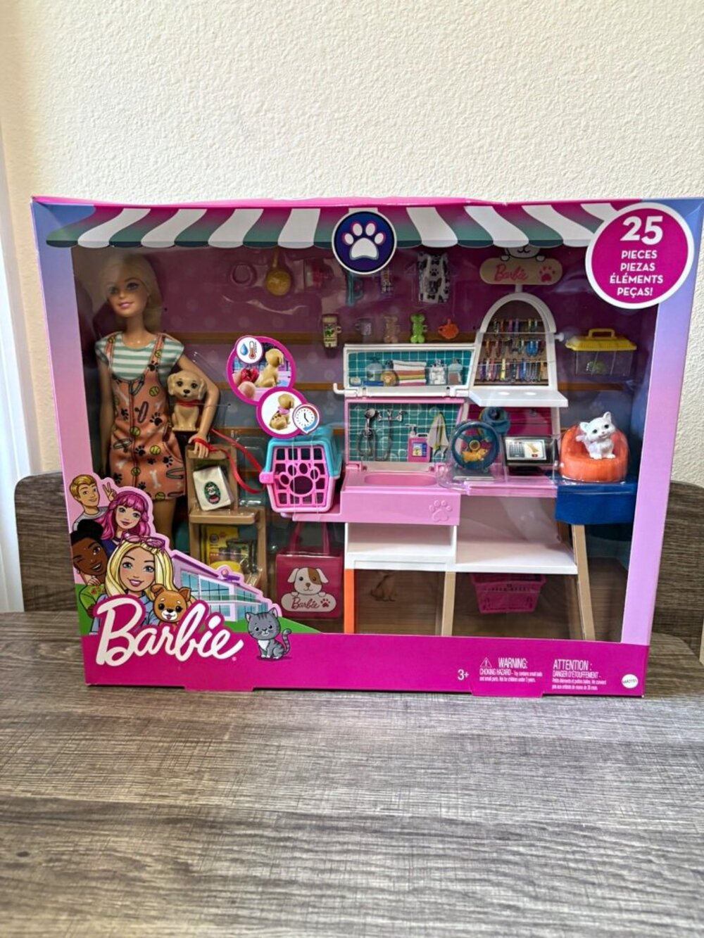 Barbie Pet Shop Doll Playset 25pc Doll Pets Accessories GRG90